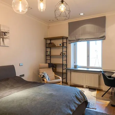 Apartman Terbatas Family Riga